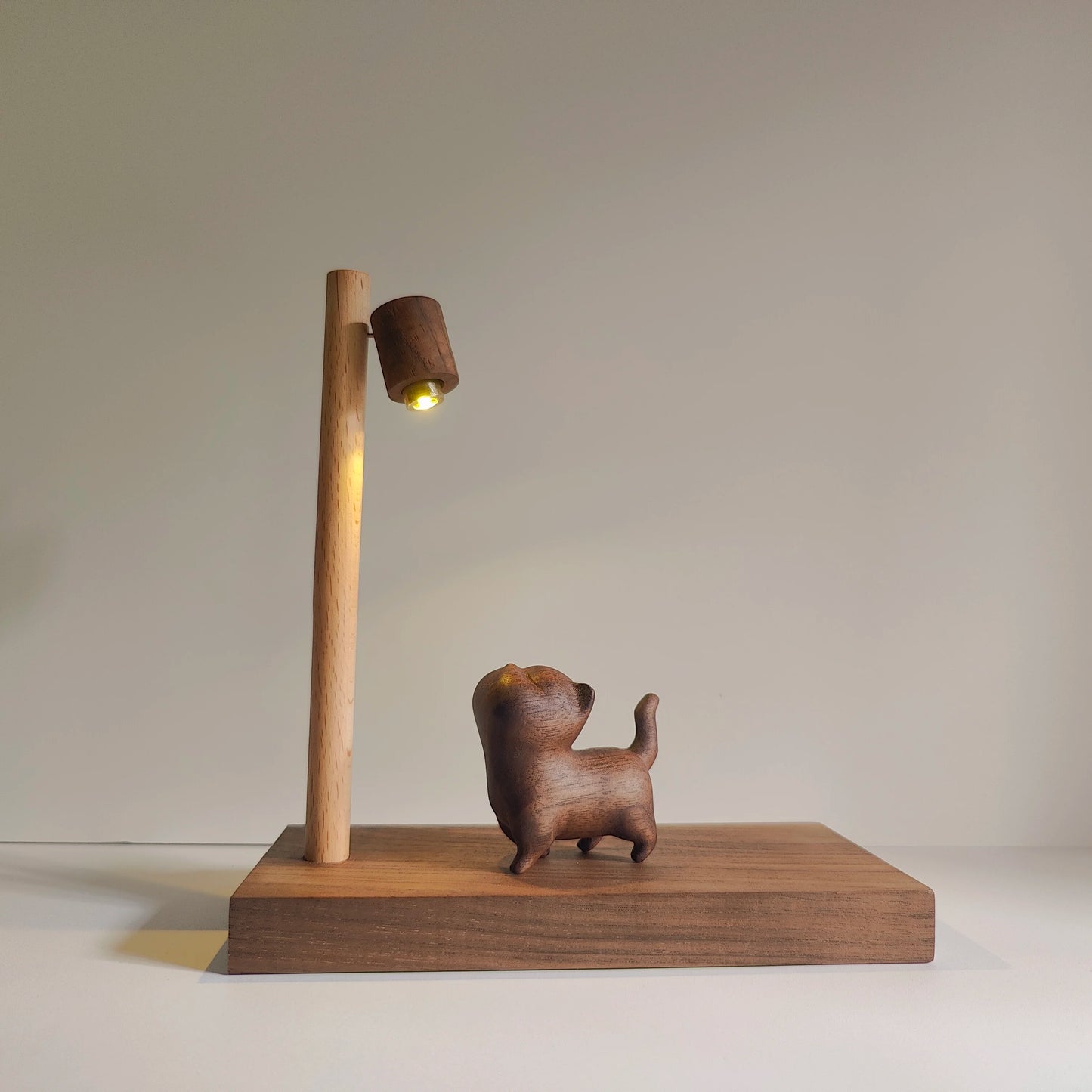 Soft Cute Healing Solid Wood Street Lamp Tsundere Cat Wooden Ornament Desktop Atmosphere Cabinet Bedside Night Light Gift